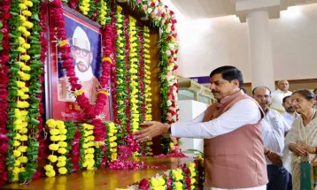 प्रदेश के मुख्यमंत्री के रूप में पं. रविशंकर शुक्ल का योगदान सदैव स्मरणीय रहेगा : CM Dr. Yadav