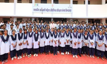प्रशिक्षु छात्राएं आत्मविश्वास रखें, तकनीकी दक्षता के साथ अपनी जड़ों से जुड़े : CM Dr. Yadav