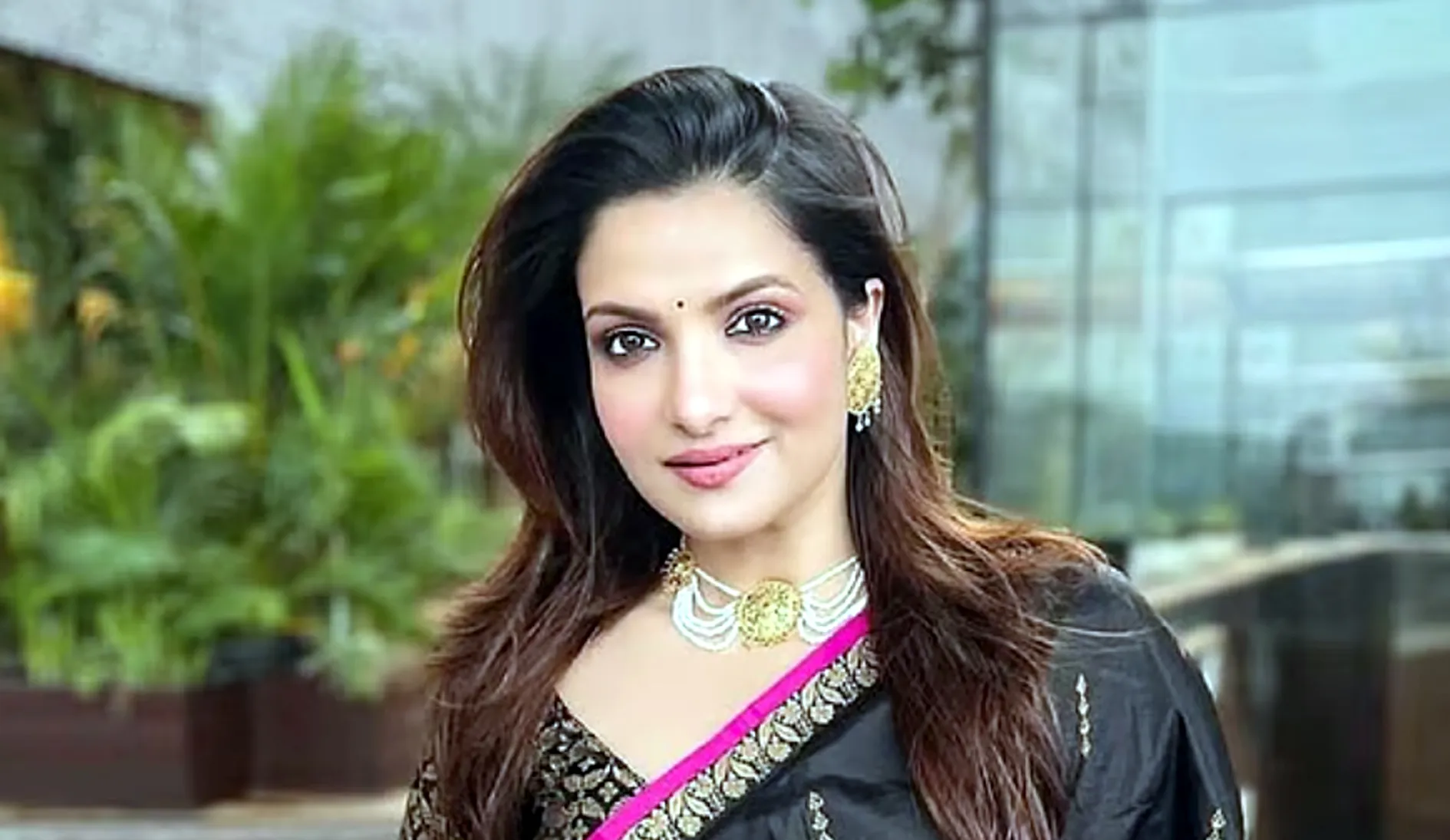 मेहनत और खूबसरती के दम पर Tanushree बनीं बंगाली सिनेमा की पहचान