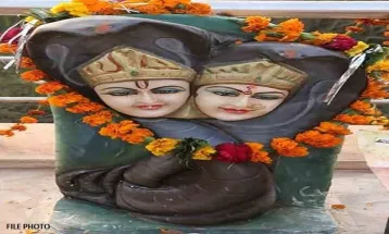 नाग-नागिन के अमर प्रेम की अनोखी कहानी, Gwalior में बना मंदिर
