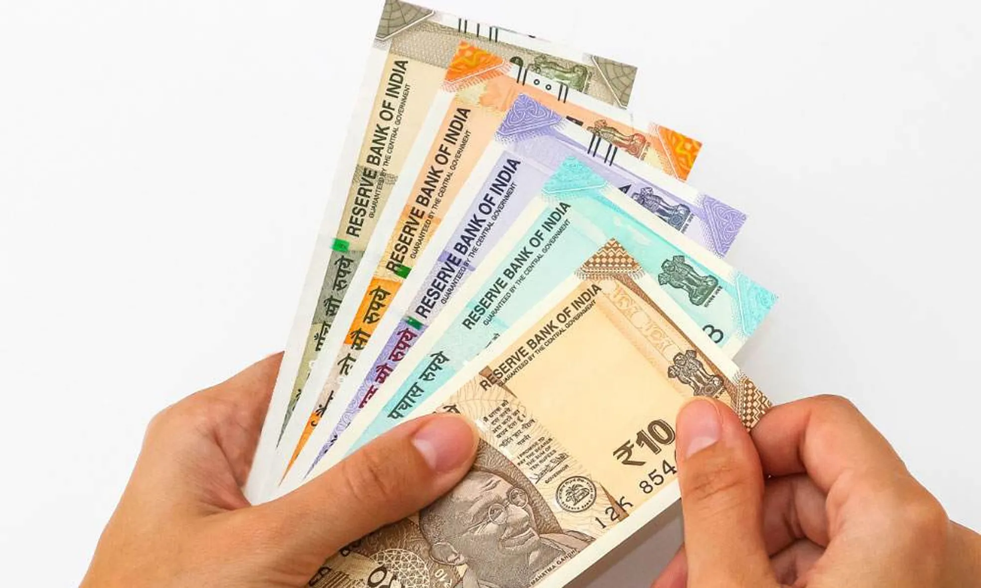International व्यापार में रुपये को नई उड़ान: देश के निर्यातक अब भारतीय मुद्रा में कर सकेंगे सौदे