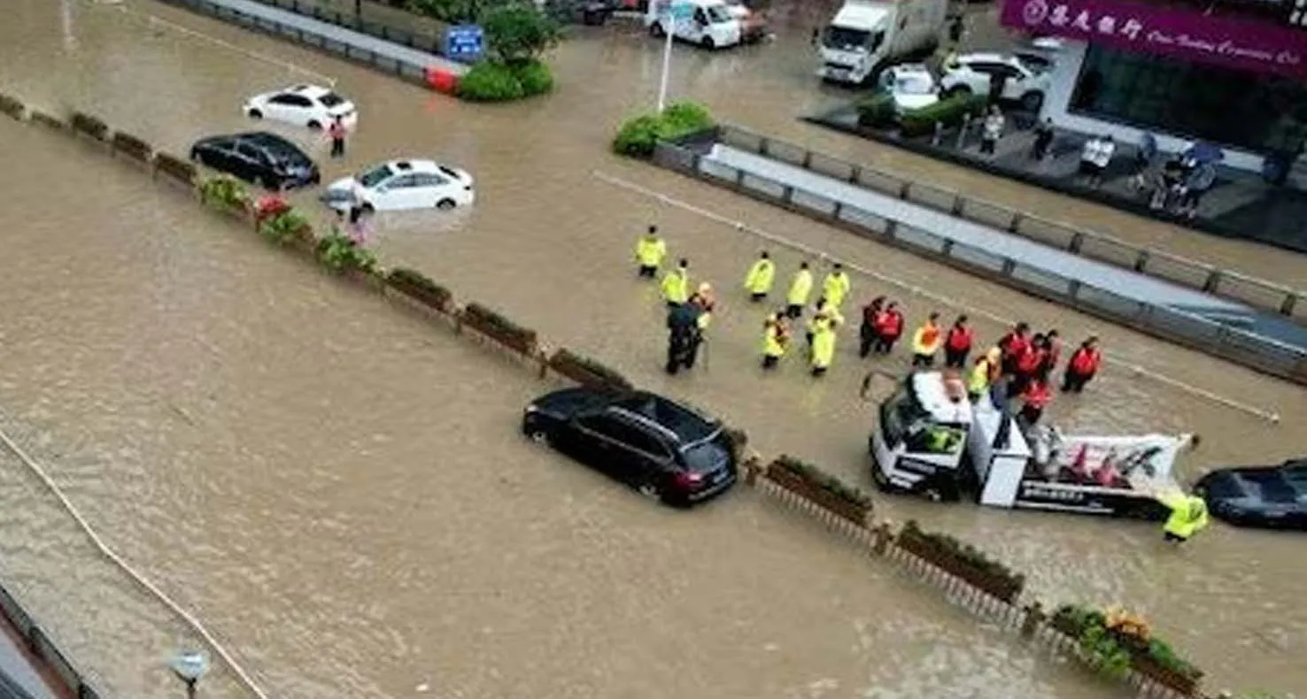 China के हैनान में भारी बारिश, 31 हजार से अधिक लोगों ने घर छोड़ा