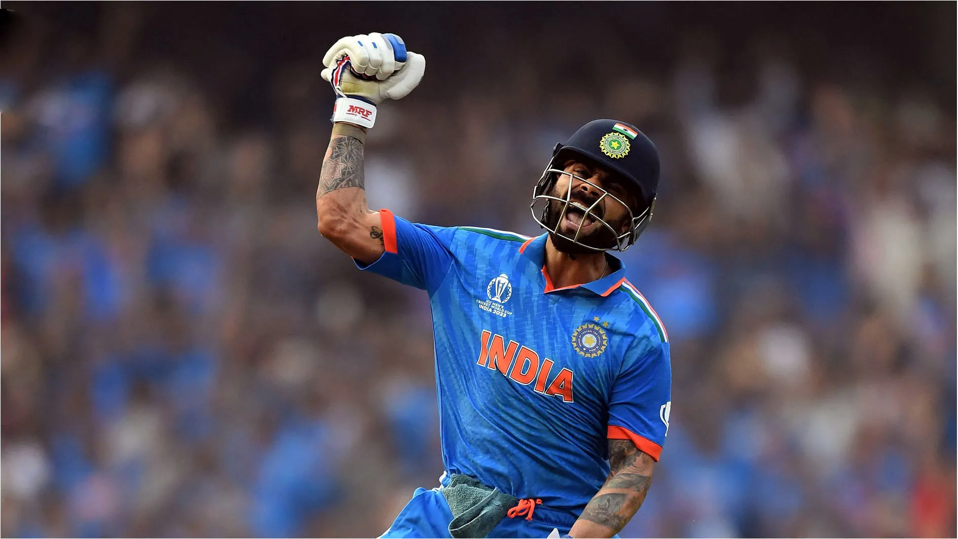 Virat Kohli का अनूठा रिकॉर्ड: एक ही गेंदबाज के खिलाफ दो बार ठोकी स्पेशल फिफ्टी