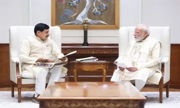PM Modi से मुख्यमंत्री डॉ. यादव ने की आत्मीय भेंट