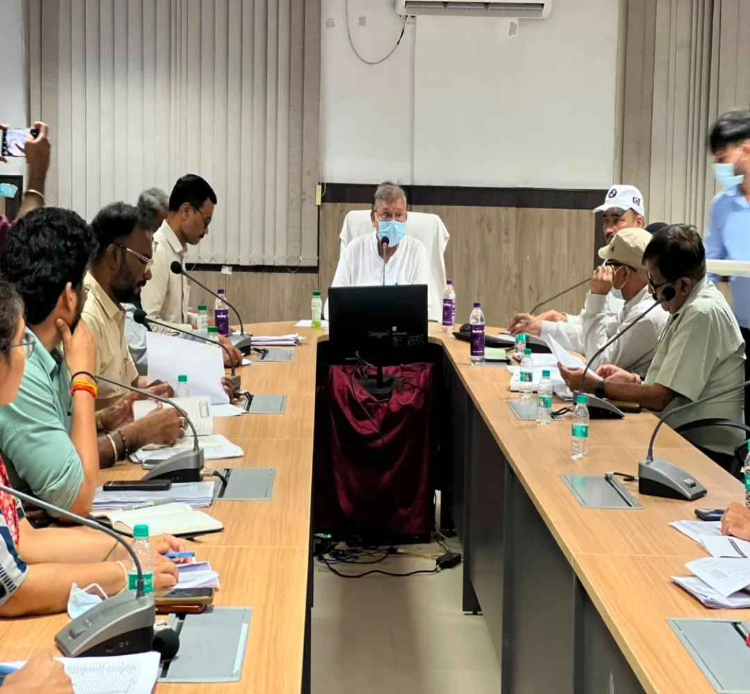 उपभोक्ताओं को निर्बाध विद्युत आपूर्ति और सरल, सुगम विद्युत सेवाएं उपलब्ध कराएं:  Energy Minister Tomar