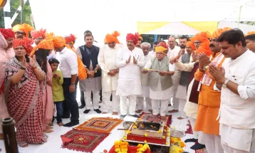 Assembly Speaker Tomar के मुख्य आतिथ्य में विजय दशमी पर वैदिक मंत्रोच्चारों के बीच डीआरपी लाइन में हुआ शस्त्र पूजन