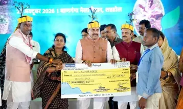 CM Dr. Yadav ने शहडोल में किया 9.77 लाख से अधिक तेंदूपत्ता संग्राहकों को 22.89 करोड़ बोनस राशि का वितरण