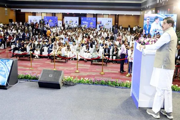 इंदौर, उज्जैन और भोपाल को मेट्रोपॉलिटन सिटी के रूप में विकसित करने की दिशा में कार्य जारी : CM Dr. Yadav