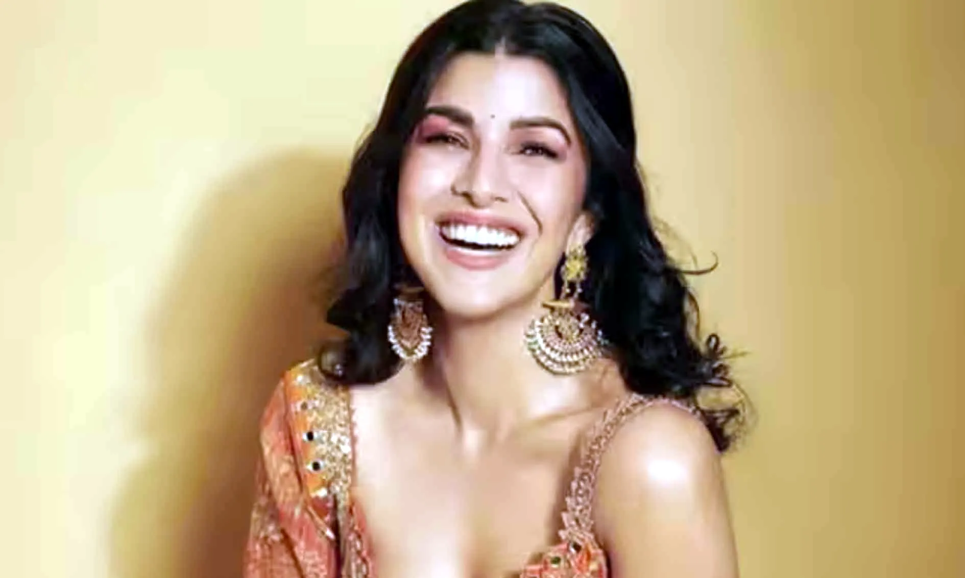 नए प्रोजेक्ट की शूटिंग के लिए गुजरात पहुंची Nimrat Kaur